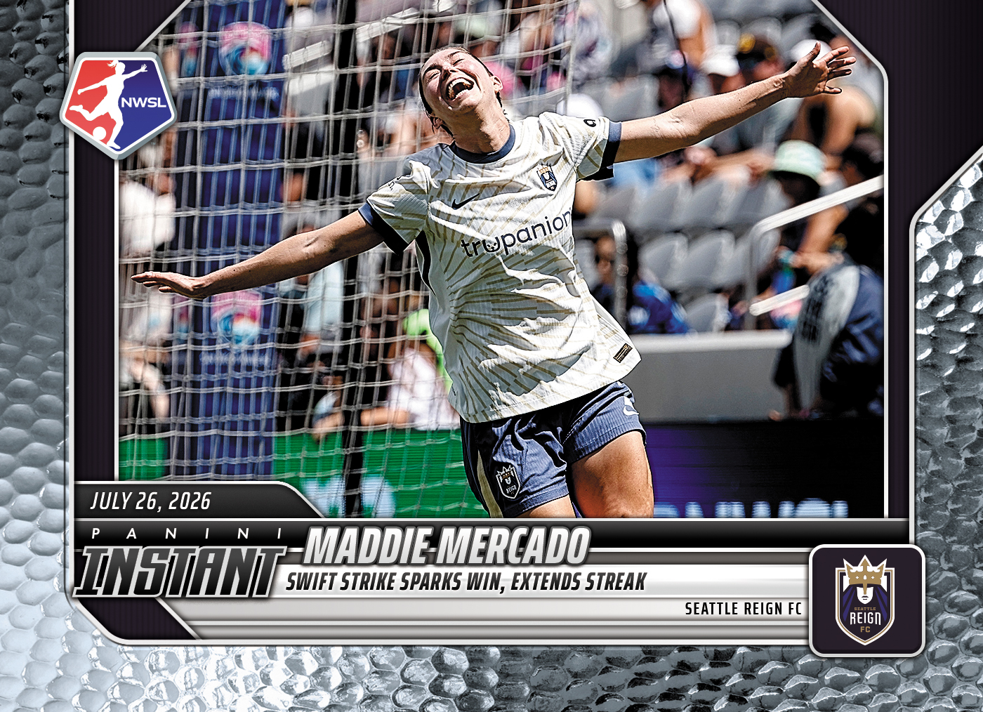 Detailed Image of Maddie Mercado - 2026 Panini Instant NWSL #118 - Metallic /5