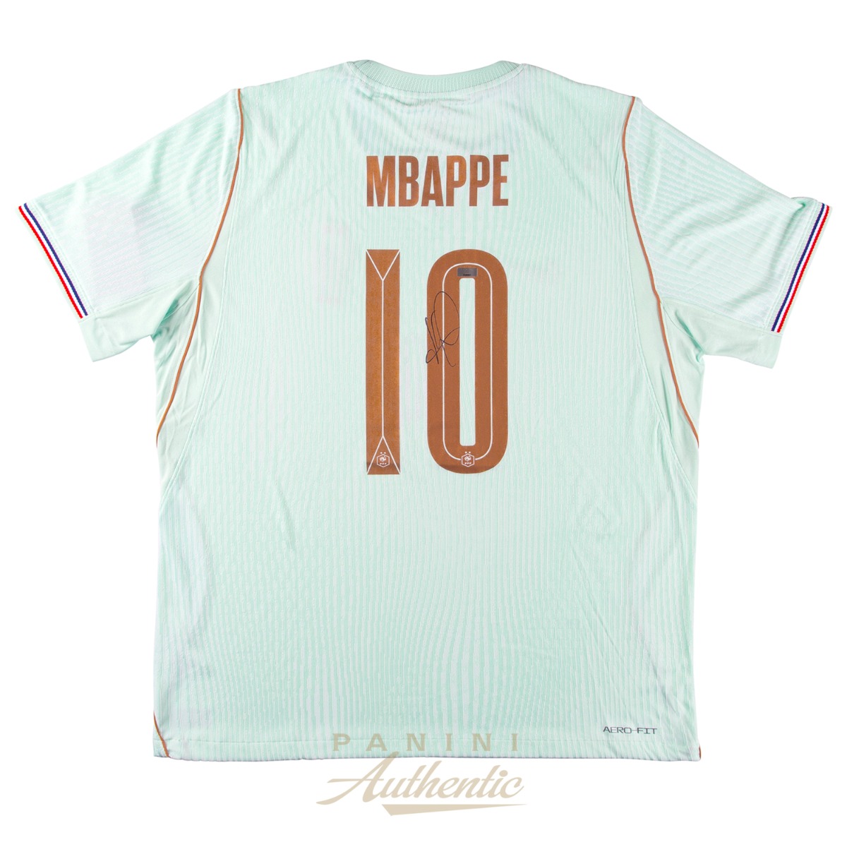 Detailed Image of Kylian Mbappe Autogr